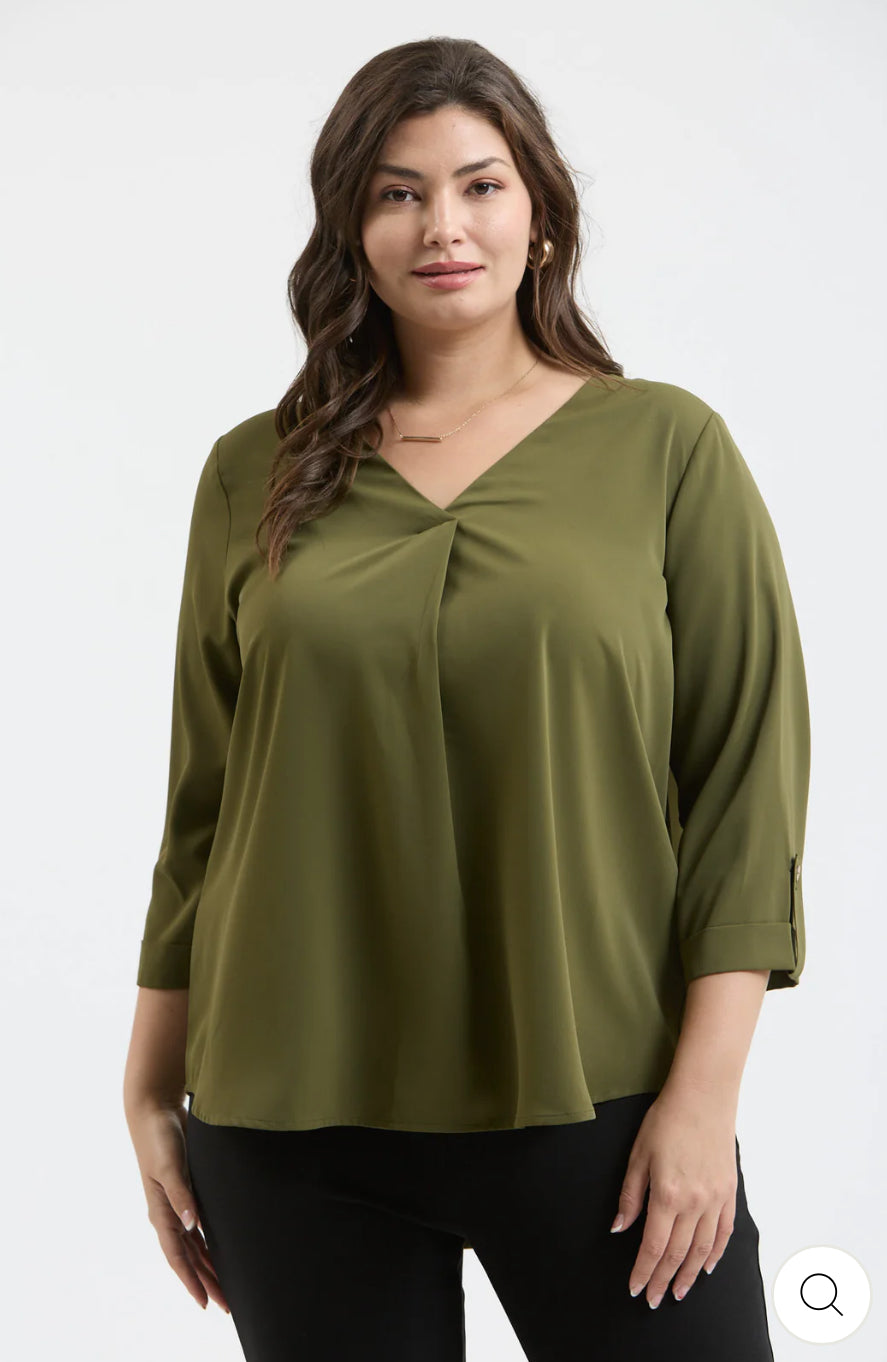 V-Neck 3/4 Tab Sleeve Top