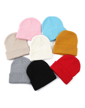 Load image into Gallery viewer, Solid Basic Beanie
